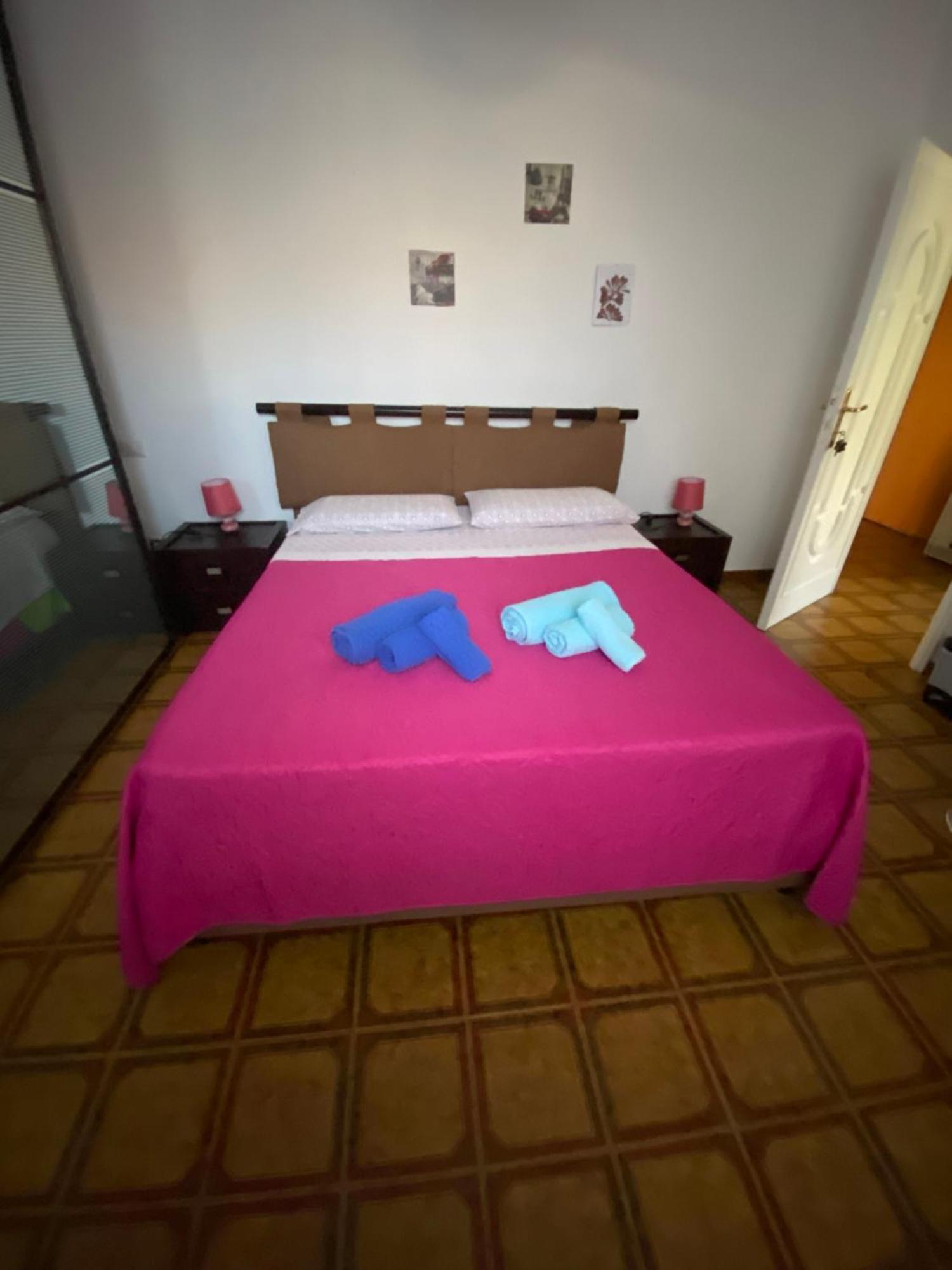 A Casa Da Mari Stanza Privata Bagno Condiviso Apartment Olbia Ngoại thất bức ảnh